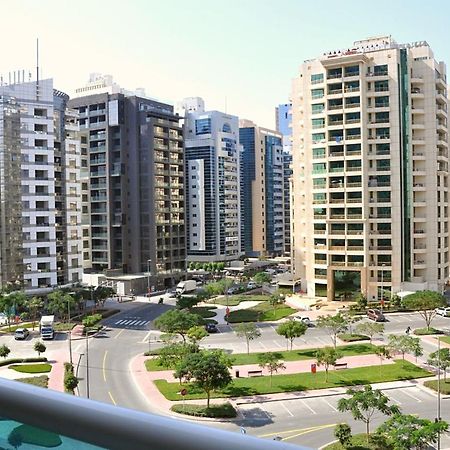Care Holiday Homes Apartments Barsha Heights Dubai Luaran gambar