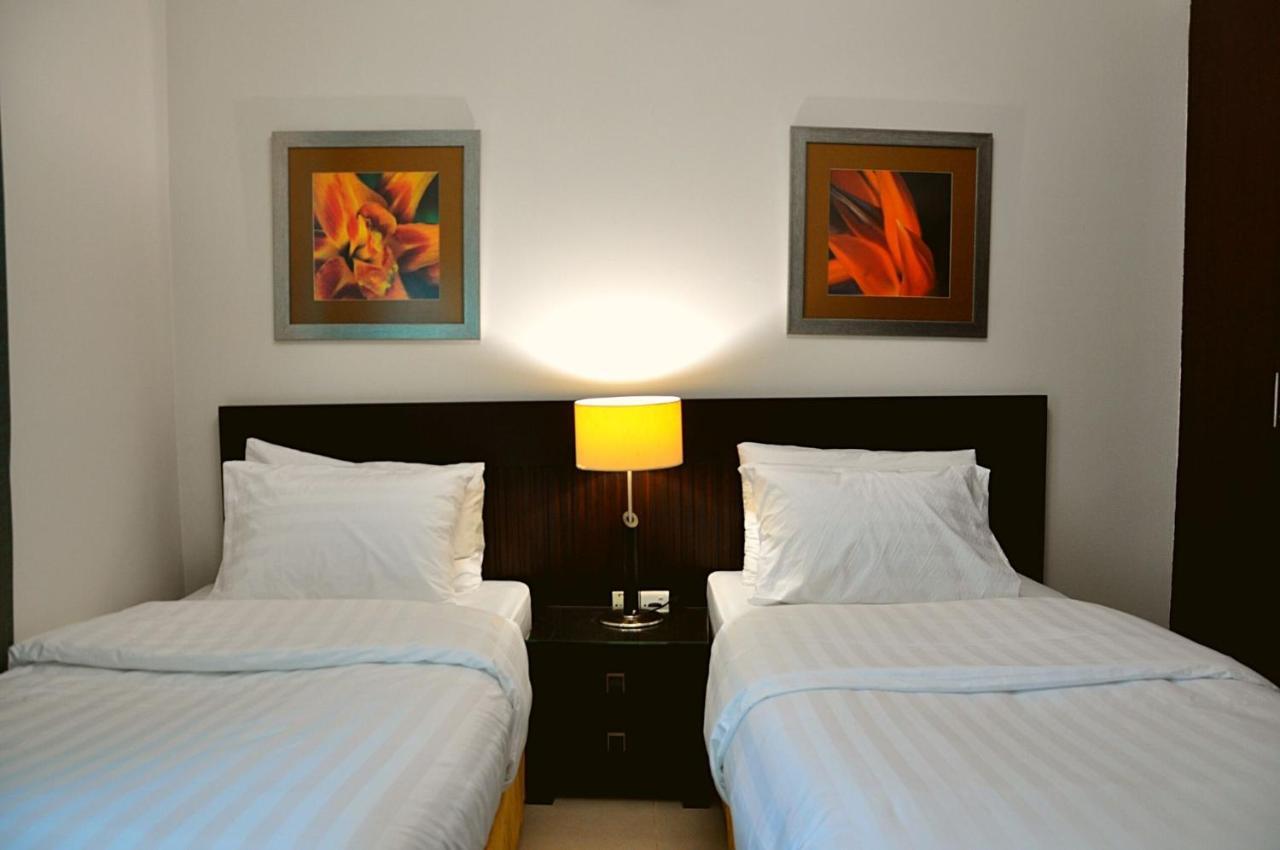 Care Holiday Homes Apartments Barsha Heights Dubai Luaran gambar