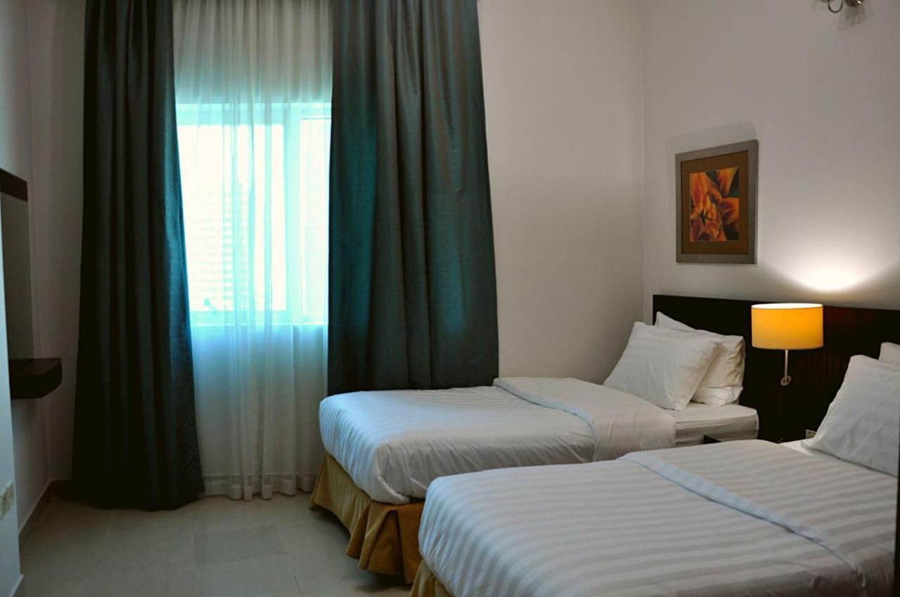 Care Holiday Homes Apartments Barsha Heights Dubai Luaran gambar
